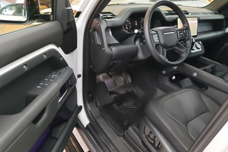 Used Land Rover Defender 2025 110 3.0T P400 – Dynamic HSE