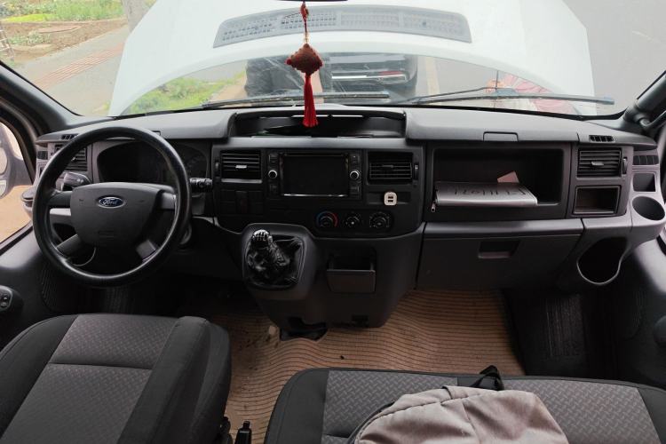 Used Ford Transit Custom 2015 2.4T Long-Wheelbase 7-Seater Mid-Height Multi-Purpose Vehicle
