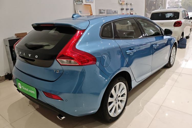 Used Volvo V40 2016 T3 Zhiyi Edition