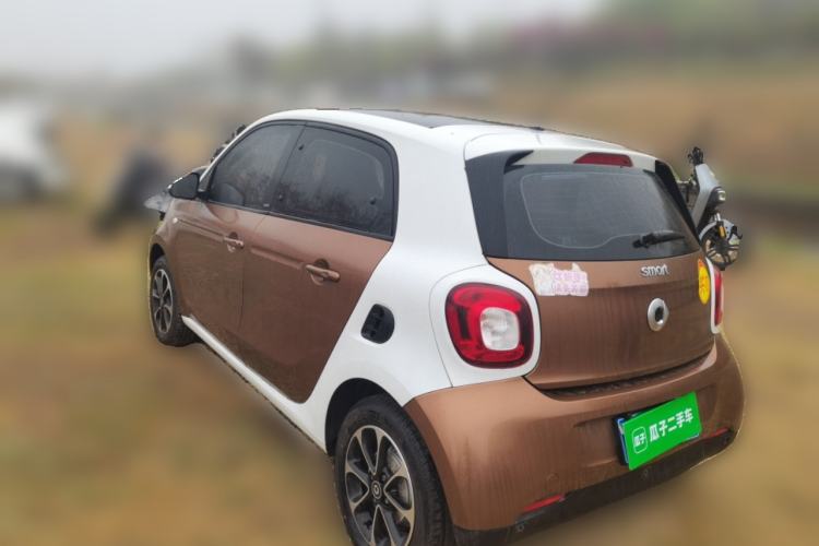 Used smart forfour 2016 1.0L 52 kW Passion Edition Rear Left 45 Deg