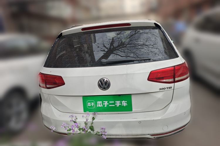 Used Volkswagen Variant 2017 380TSI Two-Wheel Drive Comfort Edition