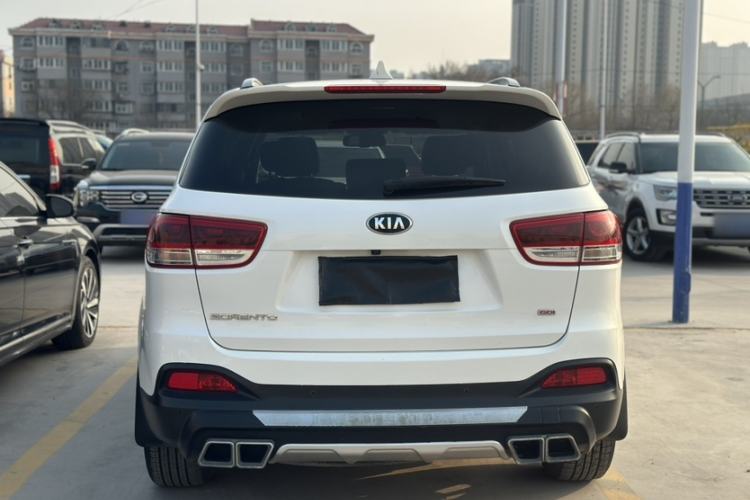 Used Kia Sorento 2015 Sorento L 2.4L Gasoline 4WD Elite Edition 7 Seats China IV Standard
