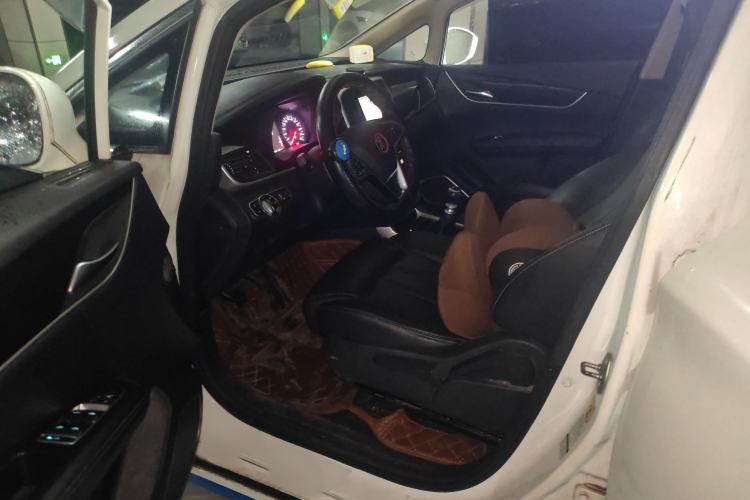 Used BYD Song MAX 2017 1.5T Manual Smart Connect Luxury 7-Seater