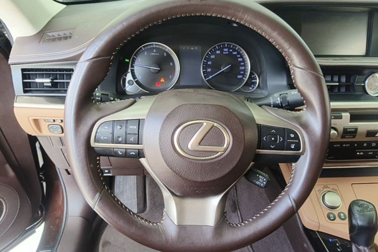 Used Lexus ES 2015 200 Elite Edition
