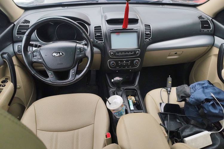 Used Kia Sorento 2013 2.4L 7-Seater Gasoline Luxury Version China IV Standard
