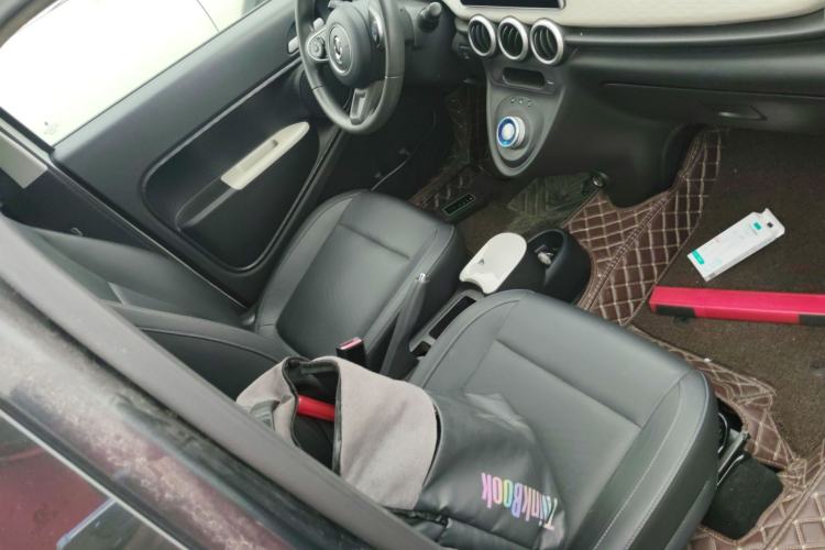 Used ORA Black Cat 2019 351 km Family Edition
