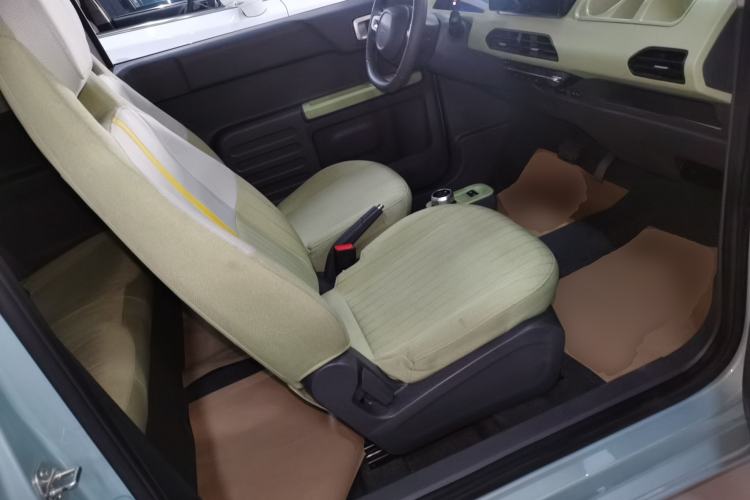 Used Geely Galaxy Panda 2023 Panda Mini 200km Endurance Bear
