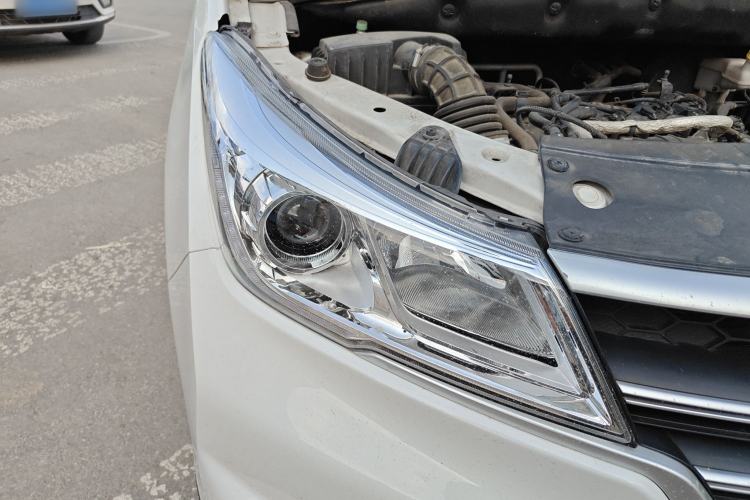 Used Baojun 730 2019 1.5T Manual Fashion Model 7-seater China VI