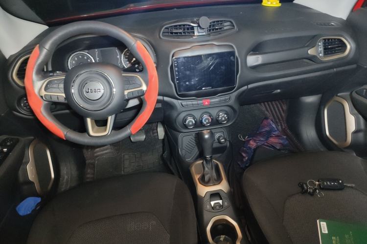 Used Jeep Renegade 2017 180T Automatic Kinetic Edition+
