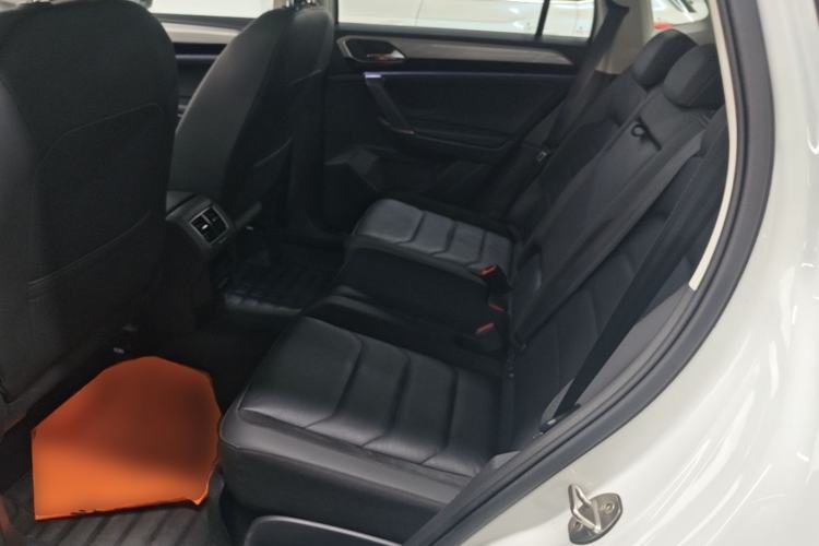 Used Volkswagen Tayron 2020 330TSI Two-Wheel Drive Luxury Smart Connectivity Version
