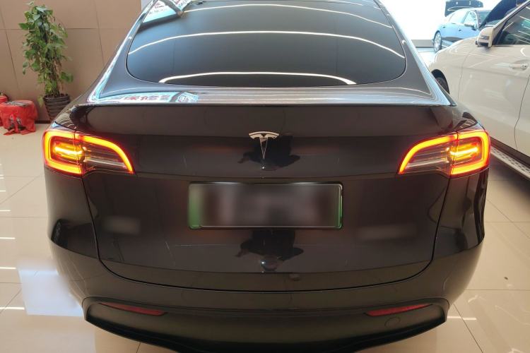 Used Tesla Model Y 2024 Long-Range All-Wheel-Drive Version