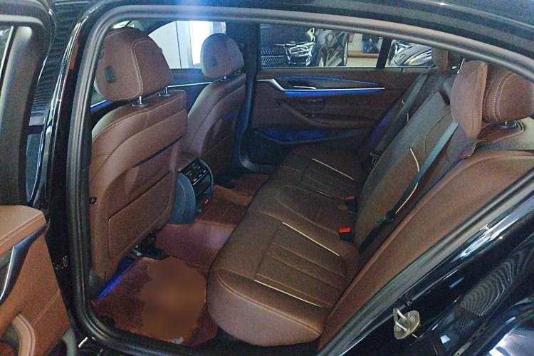 Used BMW 5 Series 2022 Second Facelift 530Li Leading Edition M Sport Package
