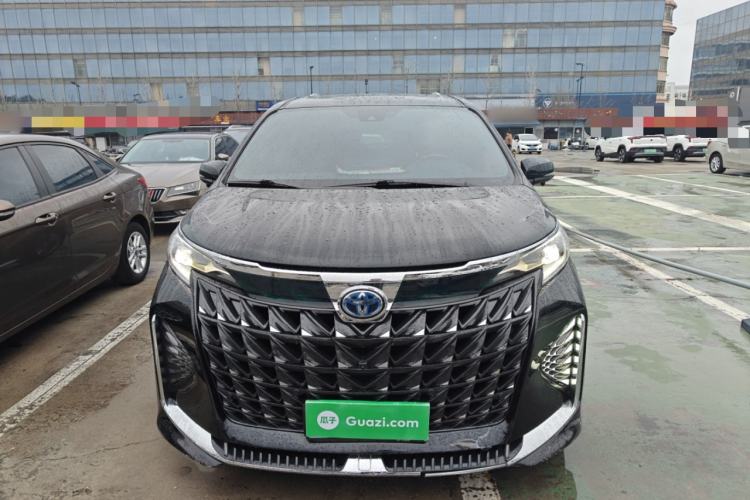 Used Toyota Granvia 2023 2.5L Hybrid Comfort Edition
