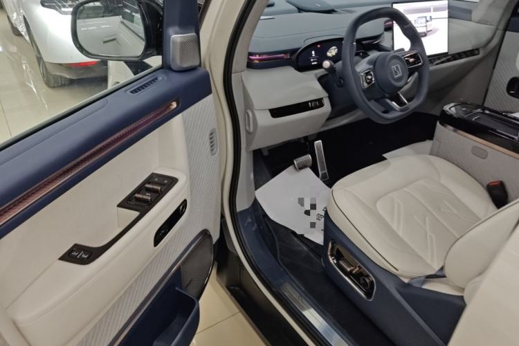 Used Zeekr MIX 2025 Long-Range Intelligent Driving Edition
