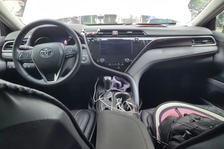 Used Toyota Camry 2019 2.0G Luxury Edition China V Standard Center Console