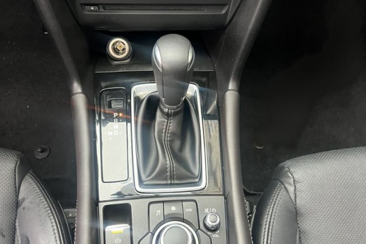 Used Mazda Mazda 3 Axela 2017 Sedan 2.0L Automatic Prestige Model China V Standard