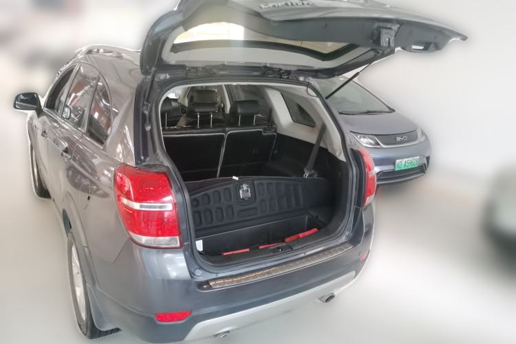 Used Chevrolet Captiva 2014 2.4L Two-Wheel Drive Urban Version 7 Seats