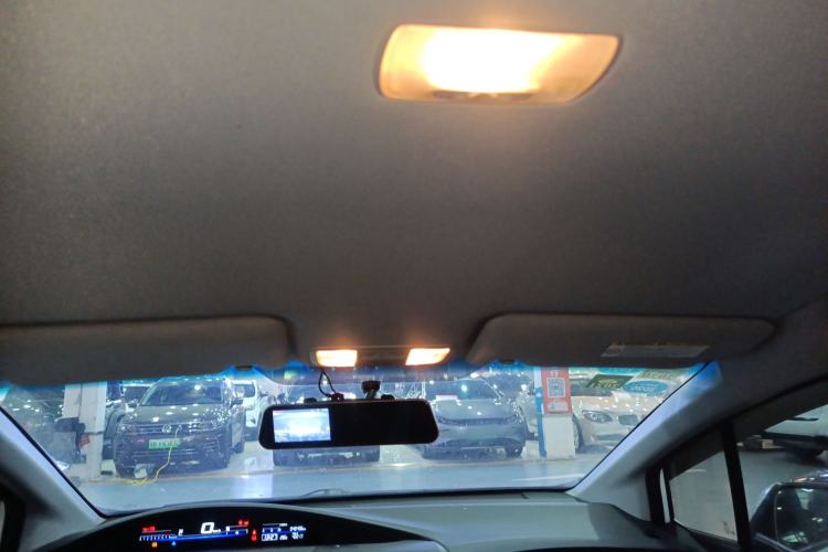 Used Honda Jade 2013 1.8L automatic Comfort version 5 seats Headliner