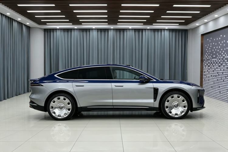 Used Nio ET9 2025 100kWh Signature Edition Exterior 4