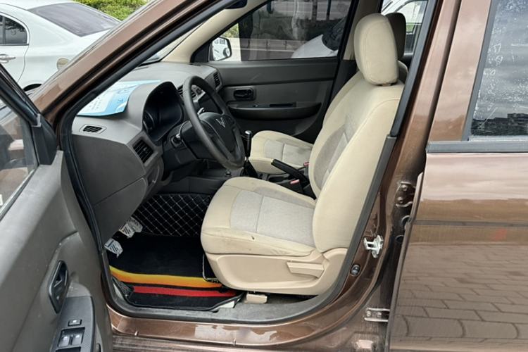 Used Wuling Hongguang 2014 1.5L S Standard Version