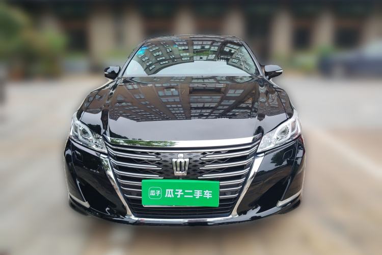 Used Toyota Crown 2015 2.0T Luxury Edition Front