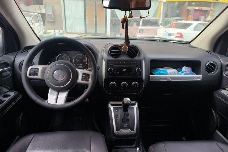 Used Jeep Compass 2014 Revised Version 2.4L Four-Wheel Drive Comfort Edition
