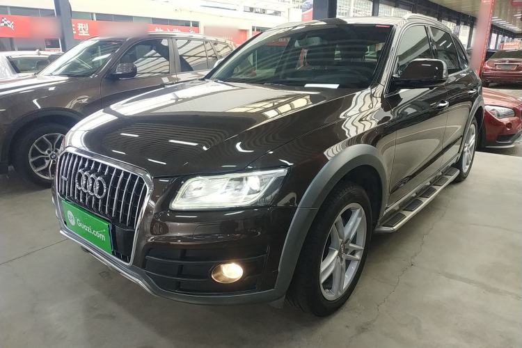 Used Audi Q5 2017 Plus 40 TFSI Technology Model