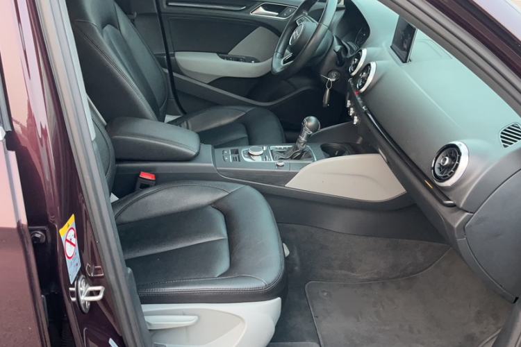 Used Audi A3 2018 30th Anniversary Edition Limousine 35 TFSI Fashion Model
