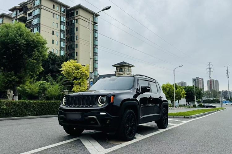 Used Jeep Renegade 2017 180TS Automatic All-Wheel Drive Versatile Edition