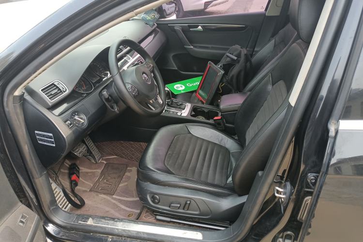 Used Volkswagen Magotan 2015 Facelift 1.8TSI Luxury Model Left Front Seat