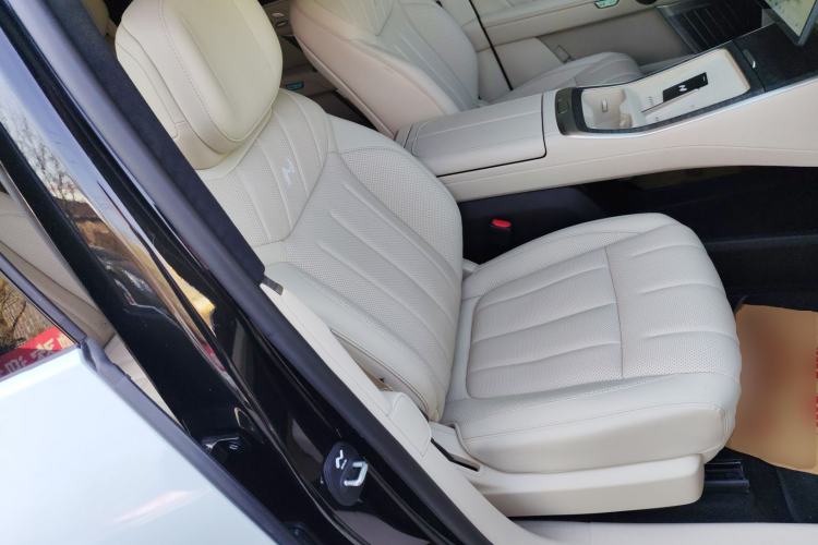 Used ONVO Luxeed L90 2025 Model—Max Six-Seater Version