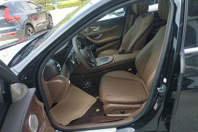 Used Mercedes-Benz E-Class New Energy 2023 E 350 e L Plug-in Hybrid Sedan