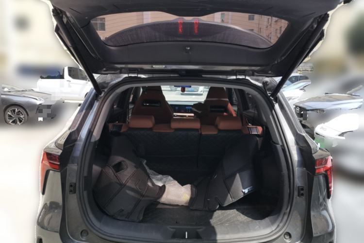 Used CHANGAN CS75 PLUS 2023 3rd Generation 1.5T Automatic Prestige Model
