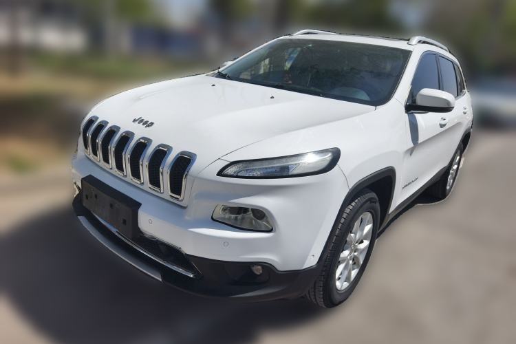 Used Jeep Cherokee 2016 2.4L Professional Smart Version