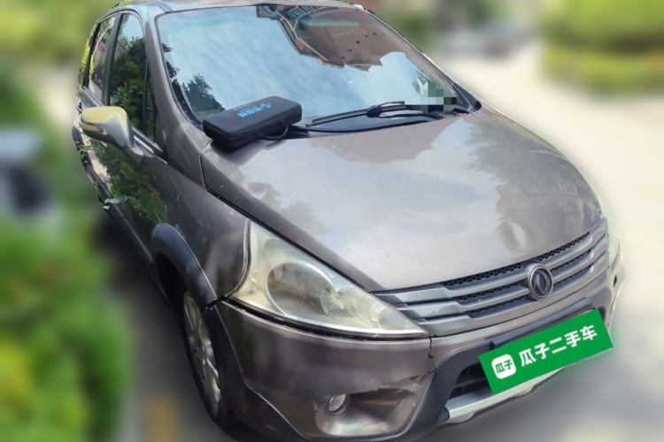 Used FORTHING Joyear 2012 LV 1.5L Manual Luxury Edition Front Right 45 Deg
