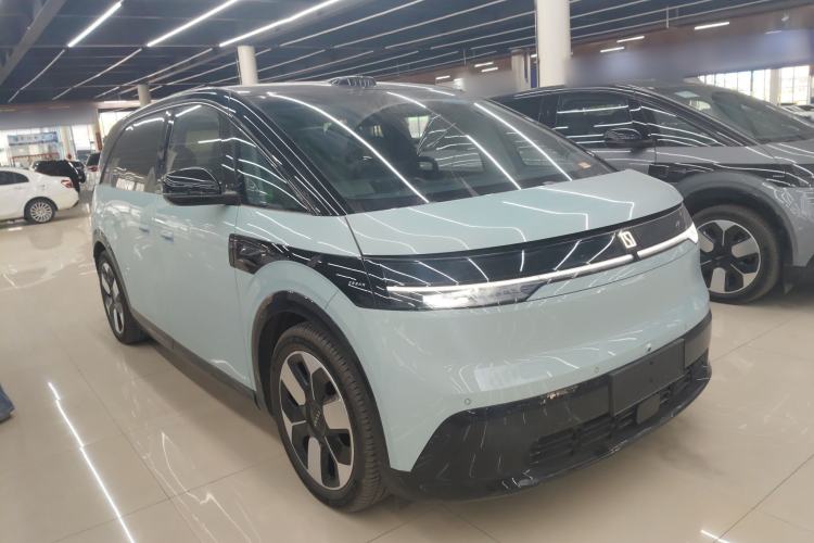 Used Zeekr MIX 2025 Intelligent Driving Version
