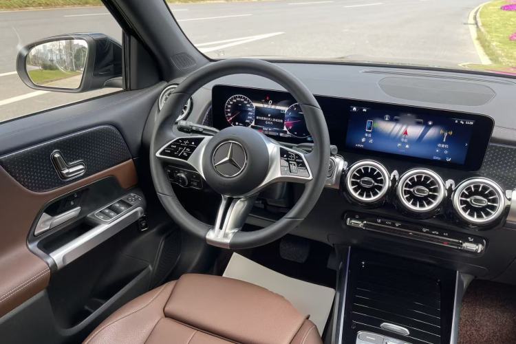 Used Mercedes-Benz GLB 2024 Refresh GLB 220 Dynamic Edition