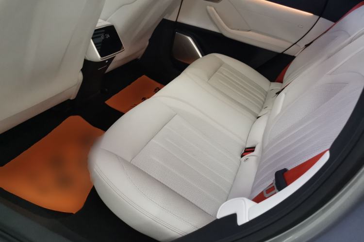 Used ONVO L60 2024 60 kWh Rear-Drive Version Left Rear Seat