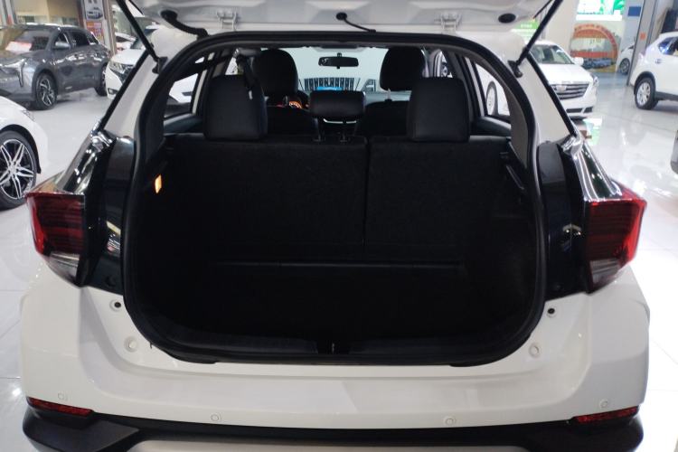 Used Toyota YARiS L Zhi Xuan 2022 X-Trail 1.5L CVT Leading PLUS Edition Trunk