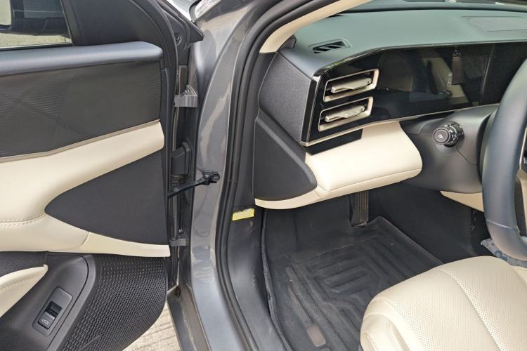 Used BYD Qin L 2024 DM-i 80KM Beyond Model