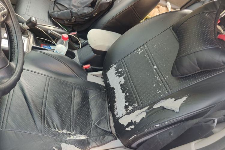 Used Mitsubishi Pajero Sport 2013 3.0L Automatic 4x4 Executive Edition Left Front Seat