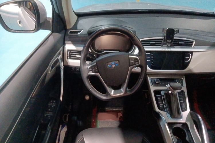 Used Geely Auto Emgrand X7 Sport 2018 1.8TD Automatic Two-Wheel Drive Smart Connect 4G Internet Edition Steering Wheel
