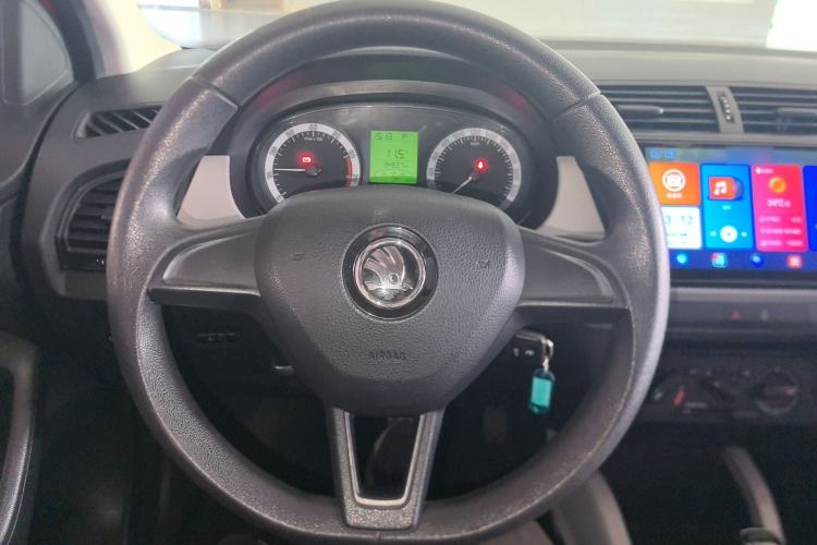 Used Skoda Fabia 2017 1.4L Automatic Car Enjoy Edition
