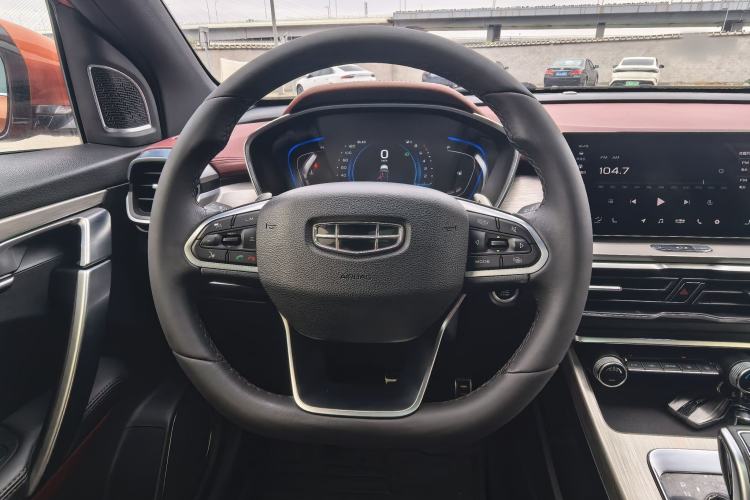 Used Geely Auto Coolray 2019 Sport Model 260T DCT Battle China V Standard Interior 5