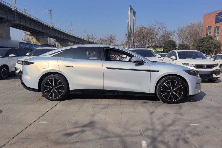 Used BYD Han L 2025 DM-i 200KM LiDAR Luxury Model