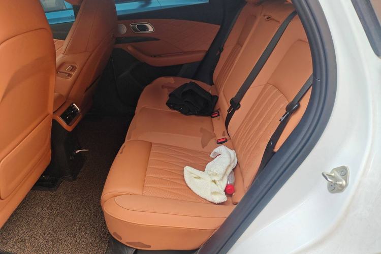 Used NETA L 2024 Extended-Range 310 Flash-Charge Red Edition
