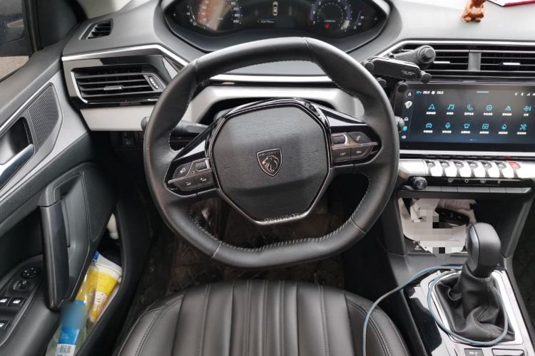 Used Peugeot 408 2022 1.6T Light-Chasing Edition
