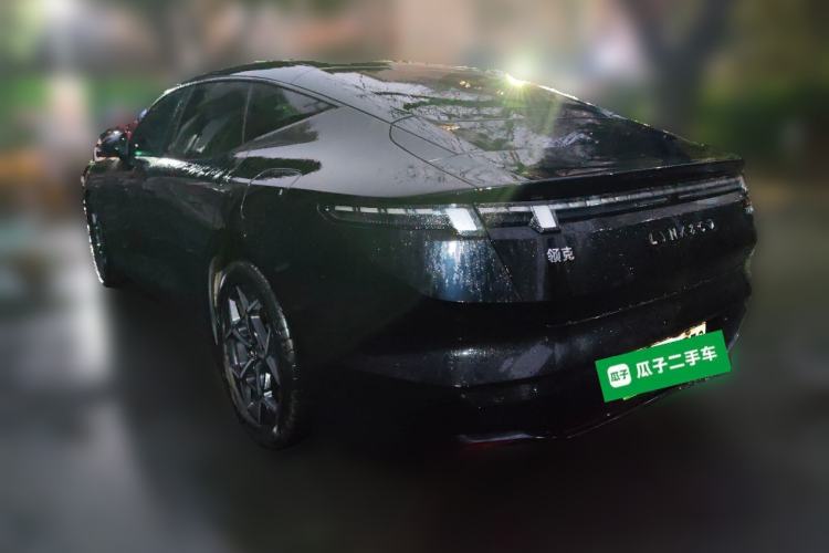 Used Lynk & Co Z10 2025 95 kWh 766 km Range Rear-Wheel Drive Max Rear Left 45 Deg