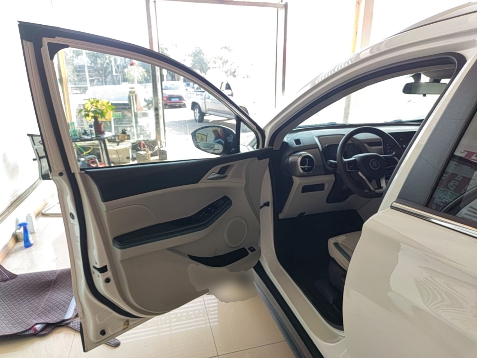 BYD Yuan Pro 2023 401KM Luxury Version — снимка 18