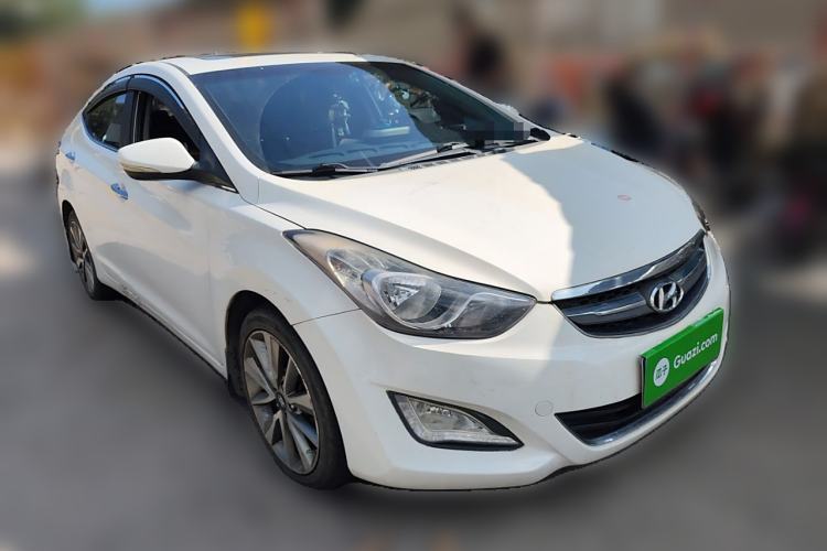 Used Hyundai Elantra (5th Generation / Langdong) 2015 1.6L Automatic Leading Model Front Right 45 Deg